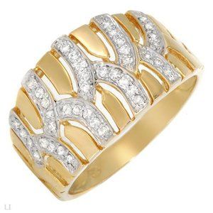 Gorgeous Ladies Genuine Diamond Ring with .20ctw Diamonds in 14K Yellow Gold